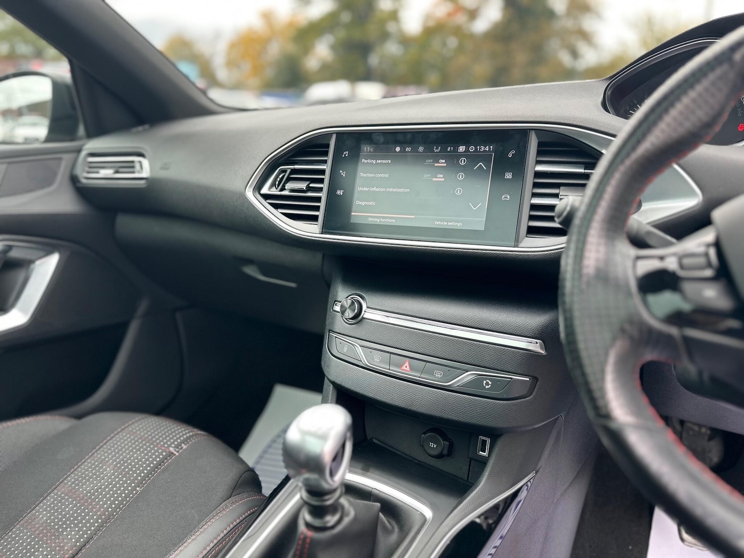 Used Peugeot 308 2017 for sale - 76360345: Photo 55