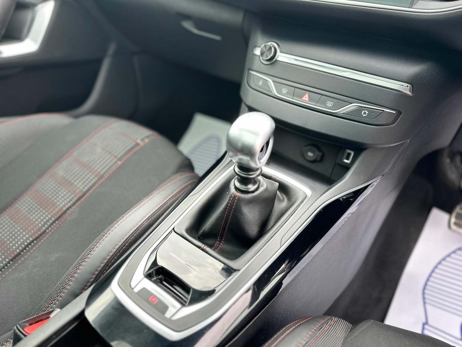 Used Peugeot 308 2017 for sale - 76360345: Photo 56