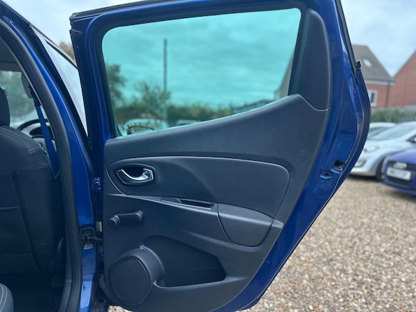 Used Renault Clio 2019 for sale - 76200907: Photo 23