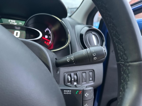 Used Renault Clio 2019 for sale - 76200907: Photo 36