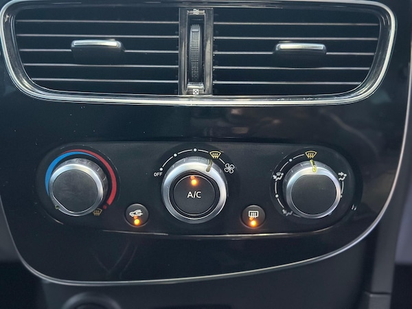 Used Renault Clio 2019 for sale - 76200907: Photo 44