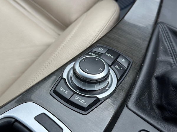 Used BMW 5 Series 2011 for sale - 76295474: Photo 46