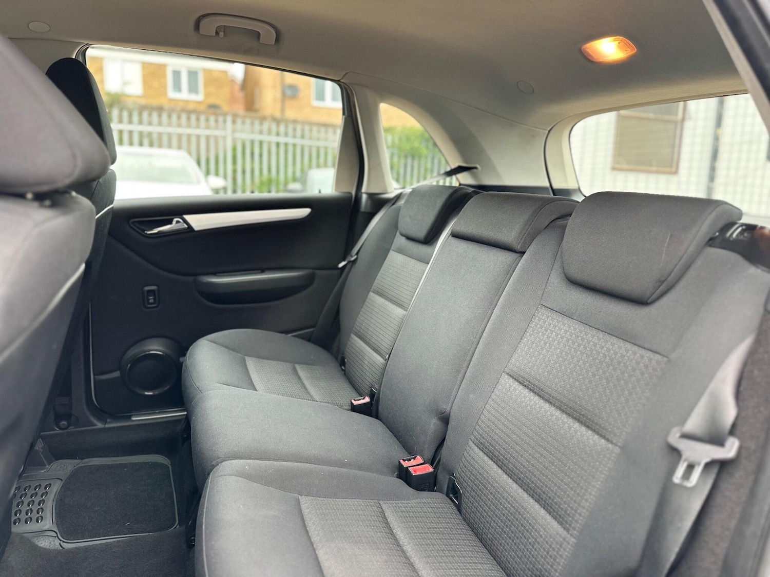 Used Mercedes-Benz B-Class 2008 for sale - 76020334: Photo 29