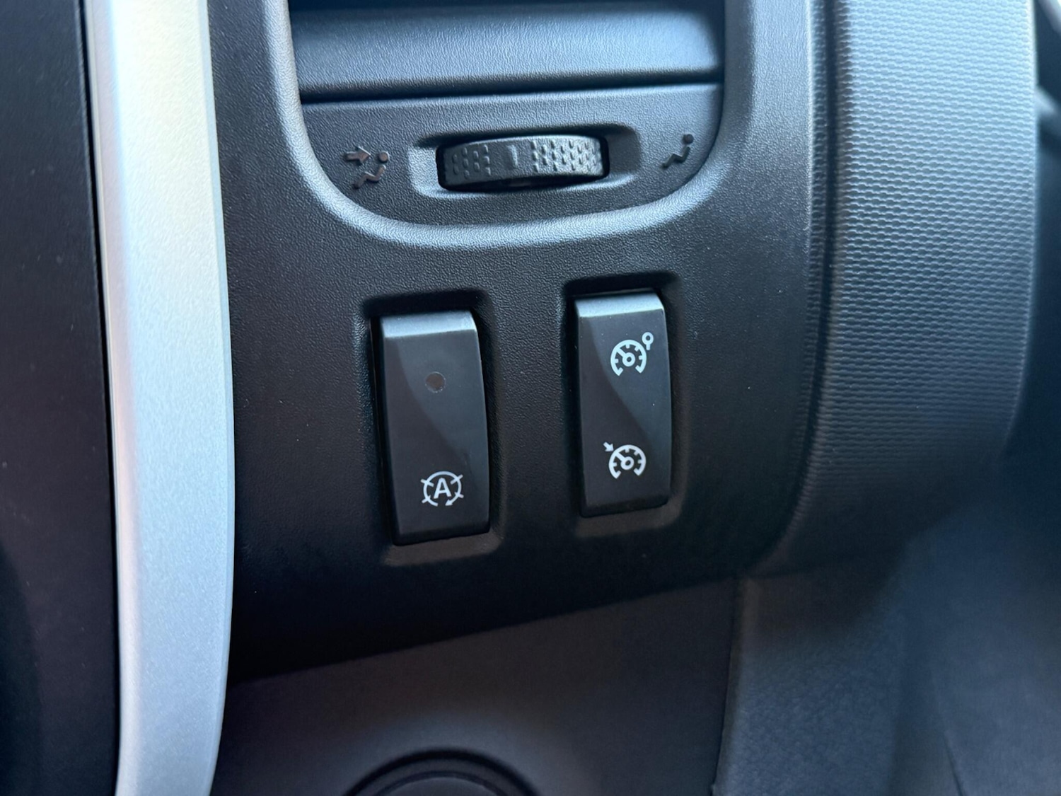 Used Renault Trafic 2021 for sale - 76995296: Photo 31