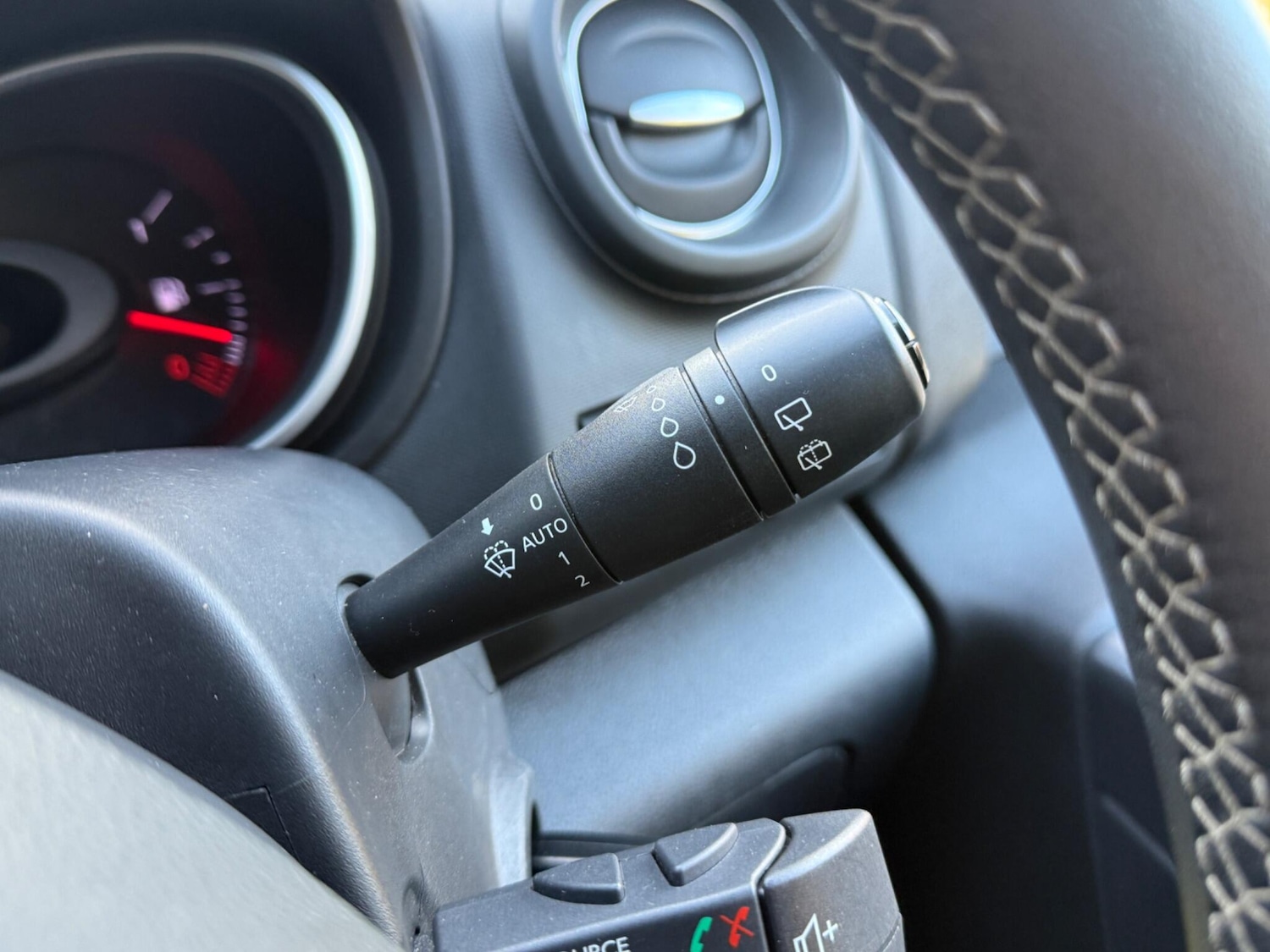 Used Renault Trafic 2021 for sale - 76995296: Photo 34