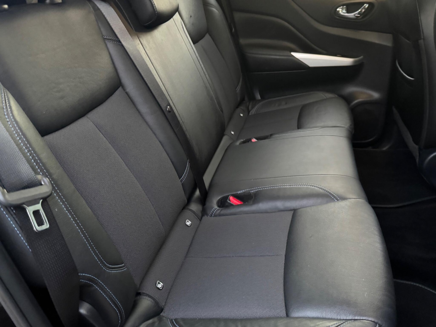 Used Nissan Navara 2021 for sale - 76898308: Photo 38