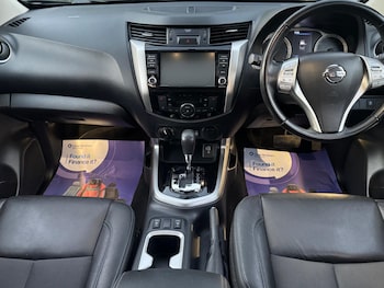 Used Nissan Navara 2021 for sale - 76898308: Photo