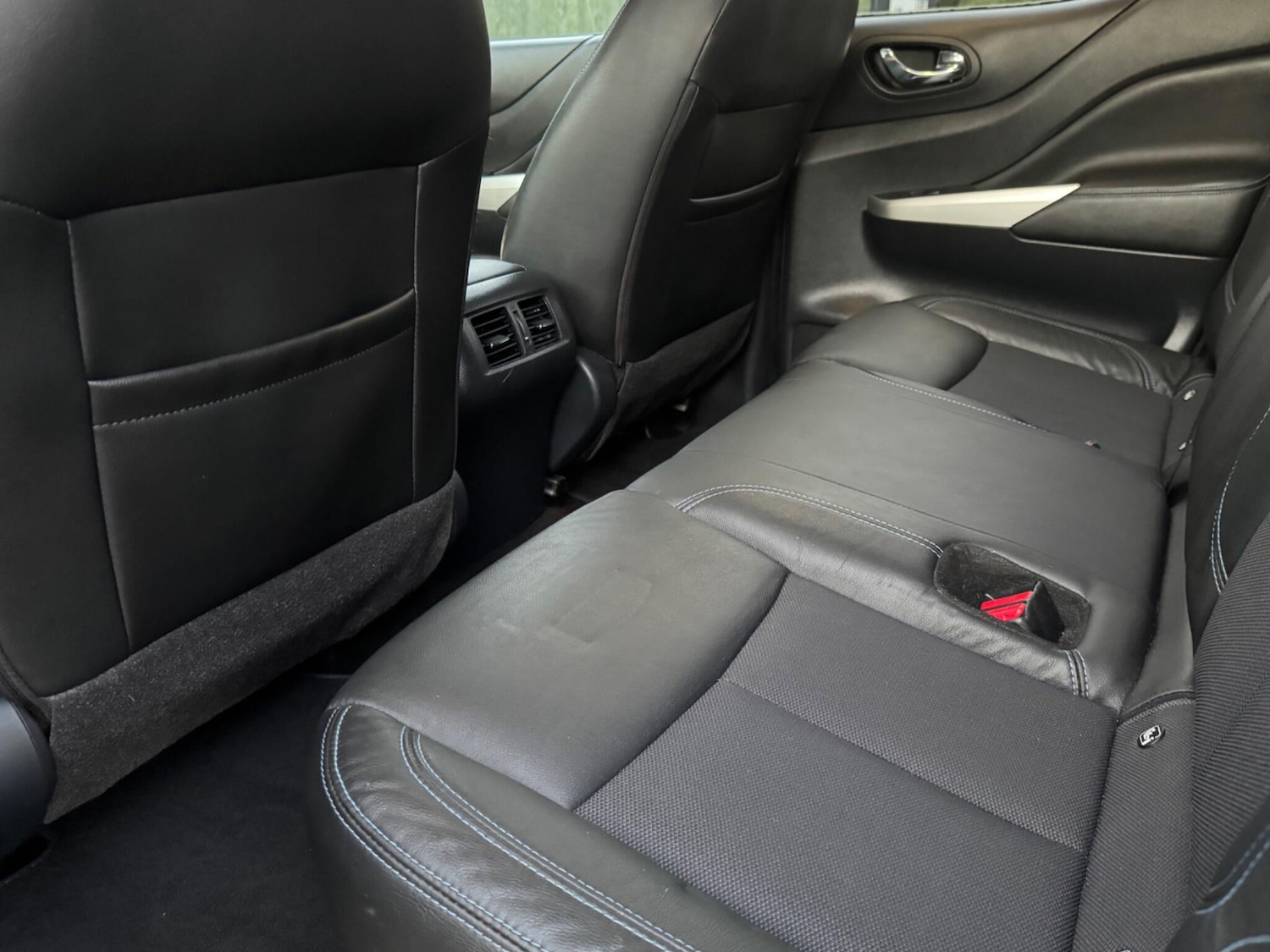 Used Nissan Navara 2021 for sale - 76898308: Photo 40