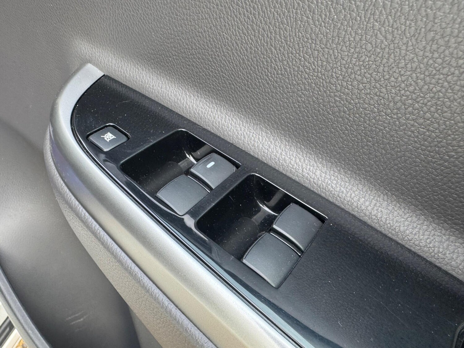 Used Mitsubishi L200 2017 for sale - 76550068: Photo 43