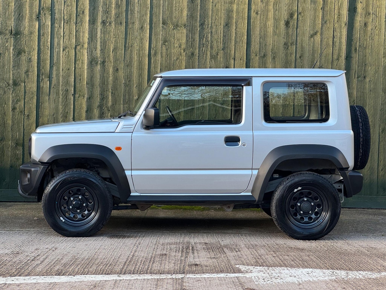Used Suzuki Jimny 2021 for sale - 76898249: Photo 9