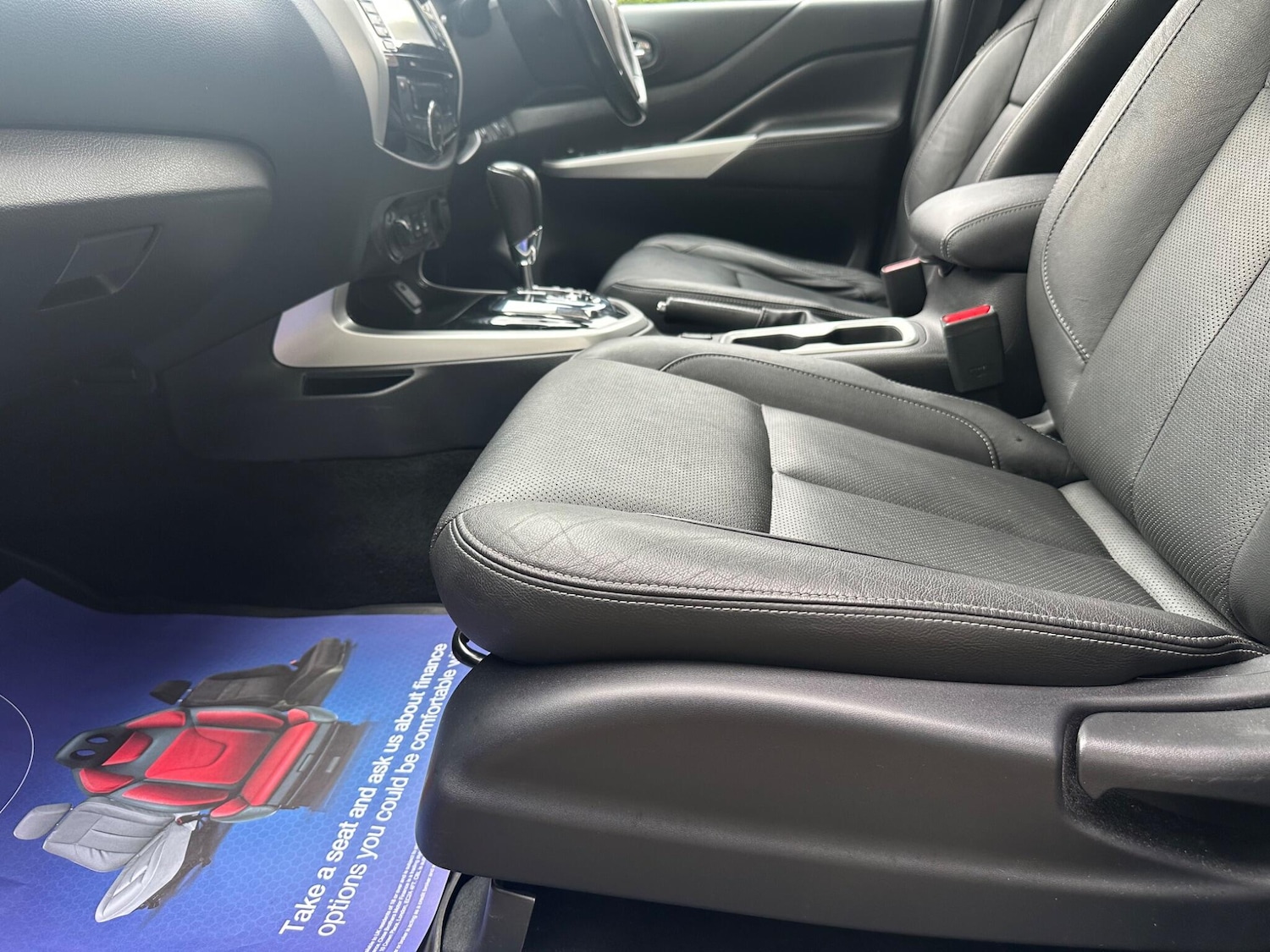 Used Nissan Navara 2018 for sale - 76001672: Photo 30