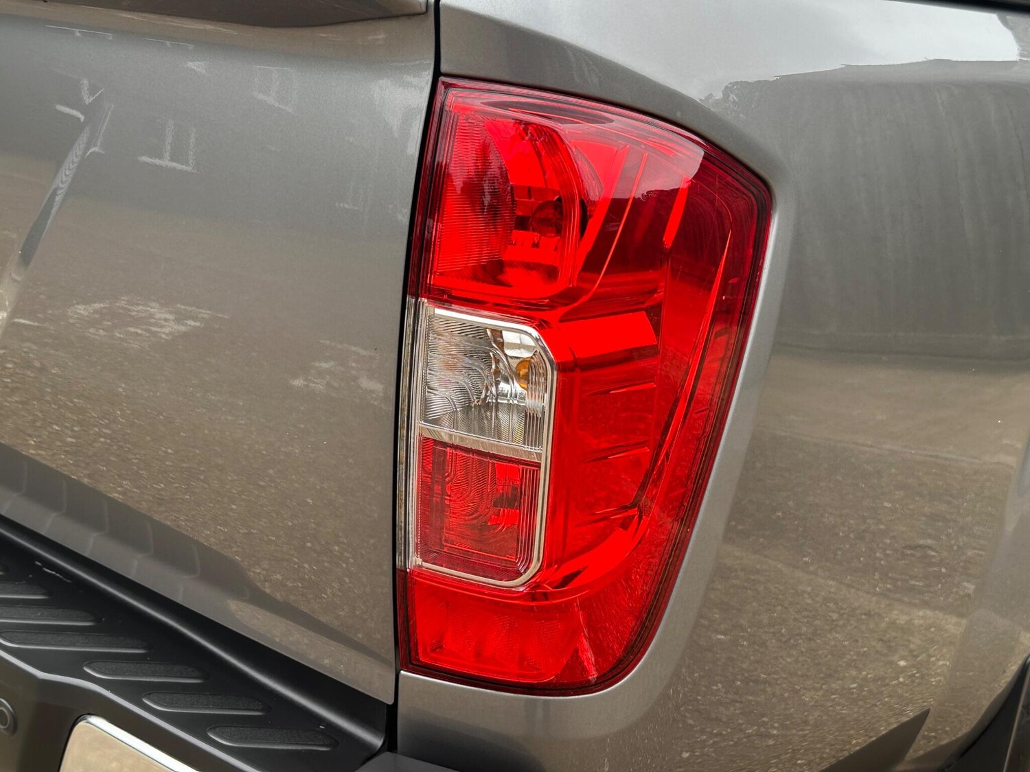 Used Nissan Navara 2018 for sale - 76001672: Photo 43