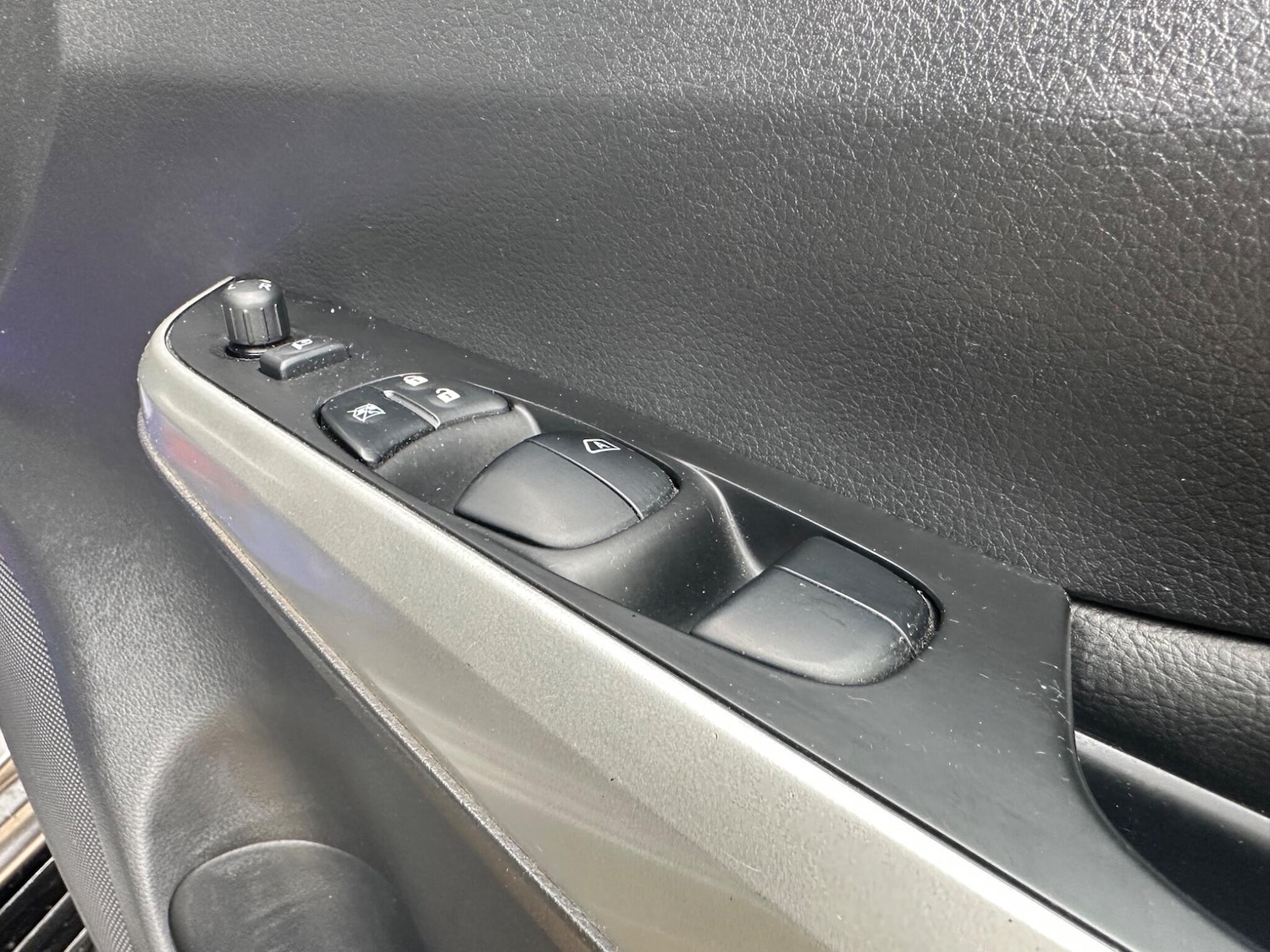 Used Nissan Navara 2018 for sale - 76001672: Photo 48