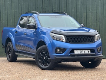 Nissan - Navara