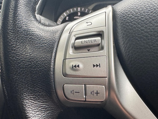 Used Nissan Navara 2020 for sale - 76259463: Photo 24