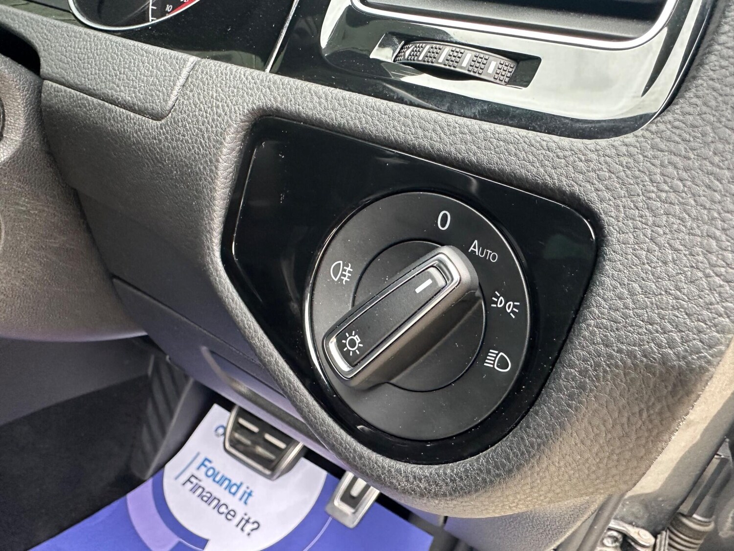 Used Volkswagen Golf 2019 for sale - 78101446: Photo 23