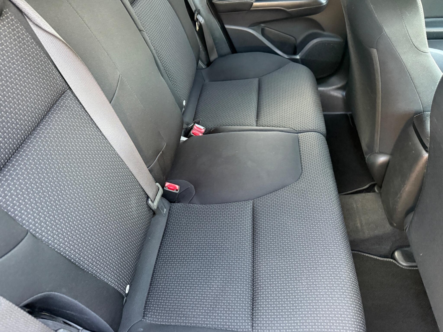 Used Honda Civic 2016 for sale - 76201016: Photo 21