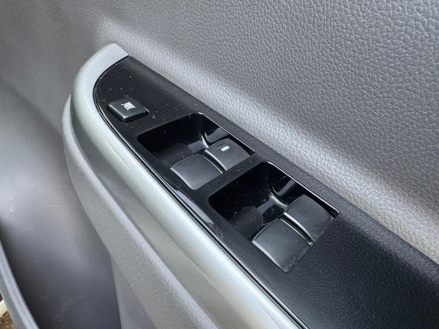 Used Mitsubishi L200 2017 for sale - 77993812: Photo 20