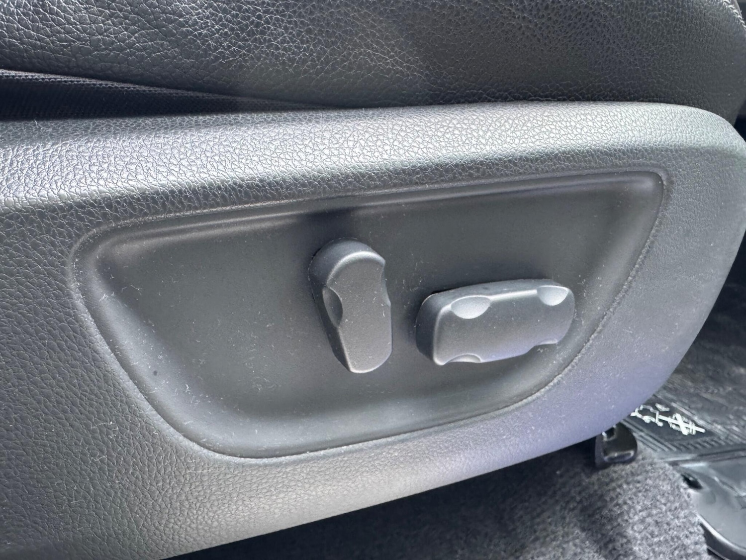 Used Mitsubishi L200 2017 for sale - 77993812: Photo 21