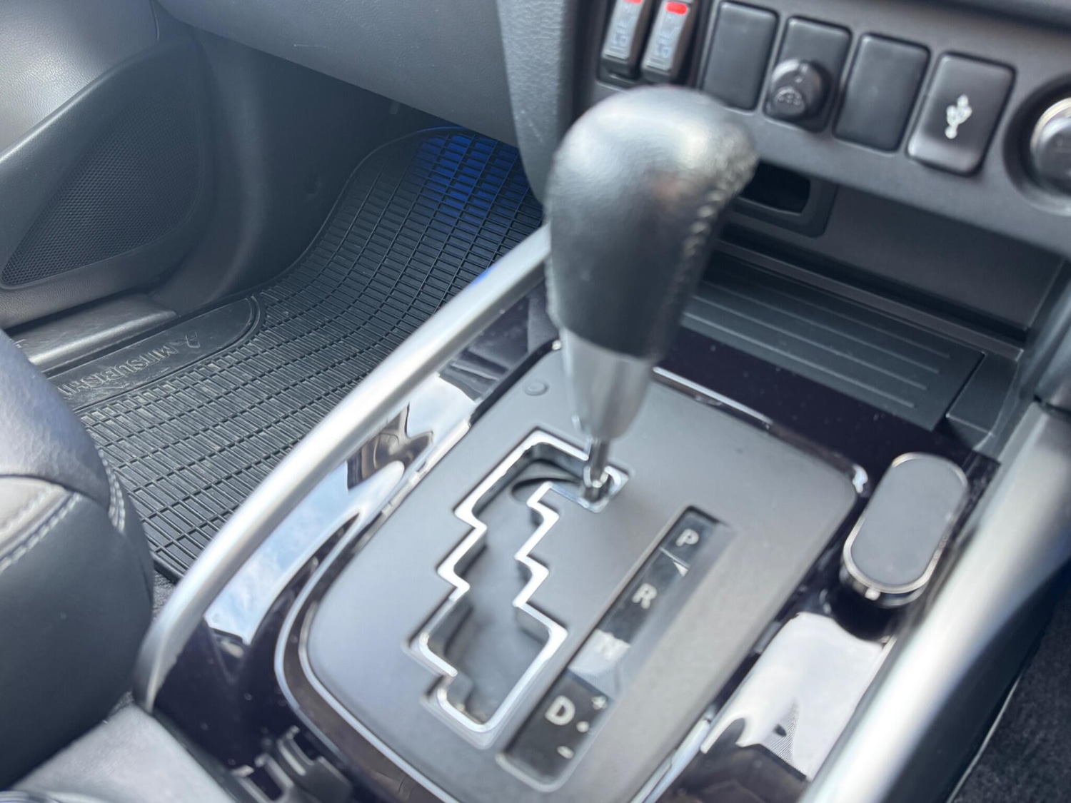 Used Mitsubishi L200 2017 for sale - 77993812: Photo 29