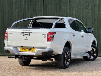 Used Mitsubishi L200 2017 for sale - 77993812: Photo