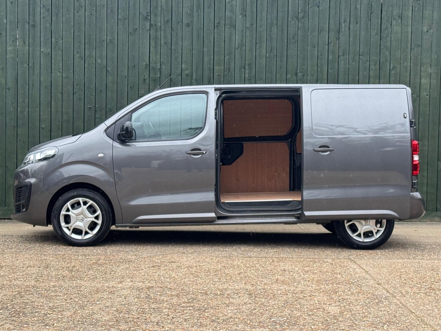 Used Citroen Dispatch 2023 for sale - 78047281: Photo 16