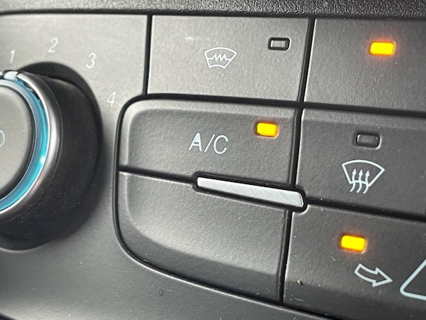 Used Ford Transit Connect 2019 for sale - 76270599: Photo 26