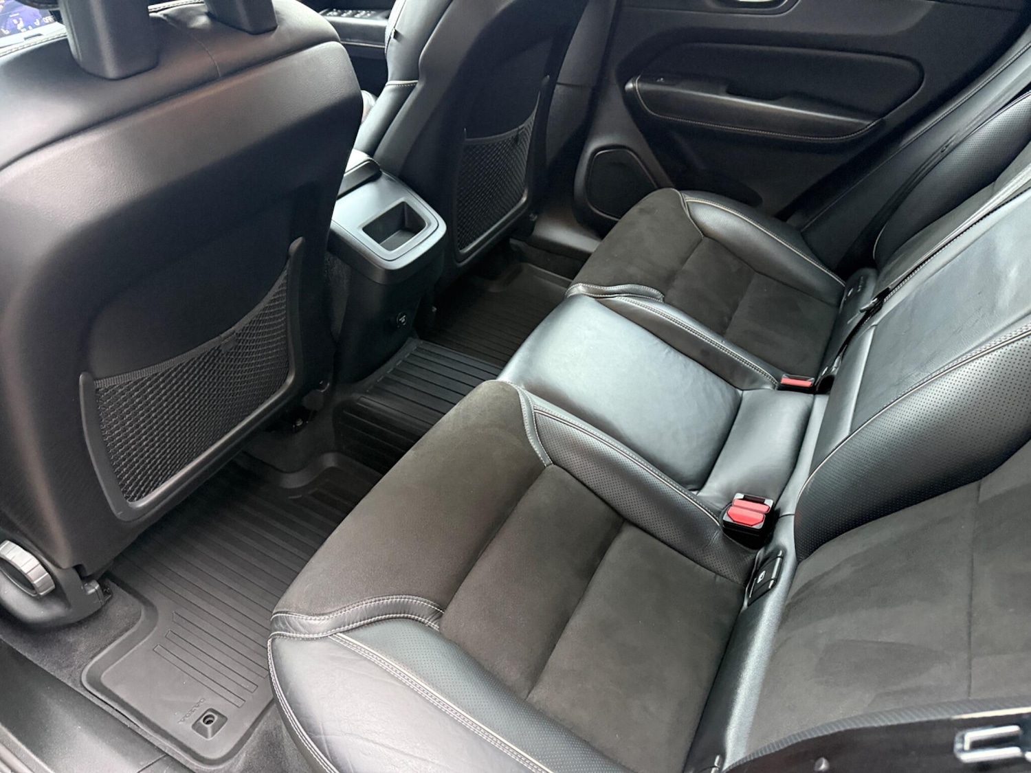 Used Volvo XC60 2017 for sale - 77497128: Photo 17