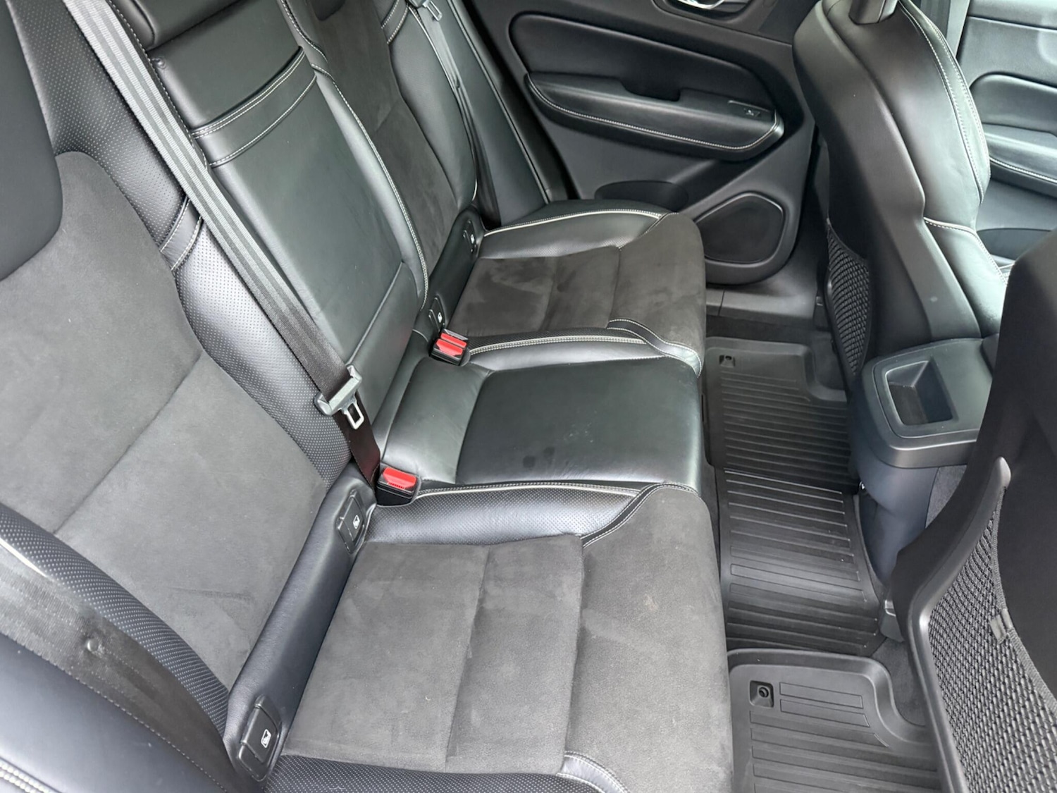 Used Volvo XC60 2017 for sale - 77497128: Photo 20