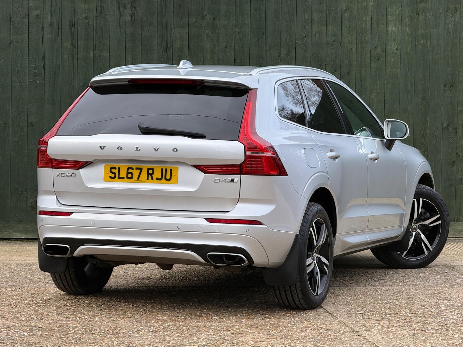 Used Volvo XC60 2017 for sale - 77497128: Photo 24