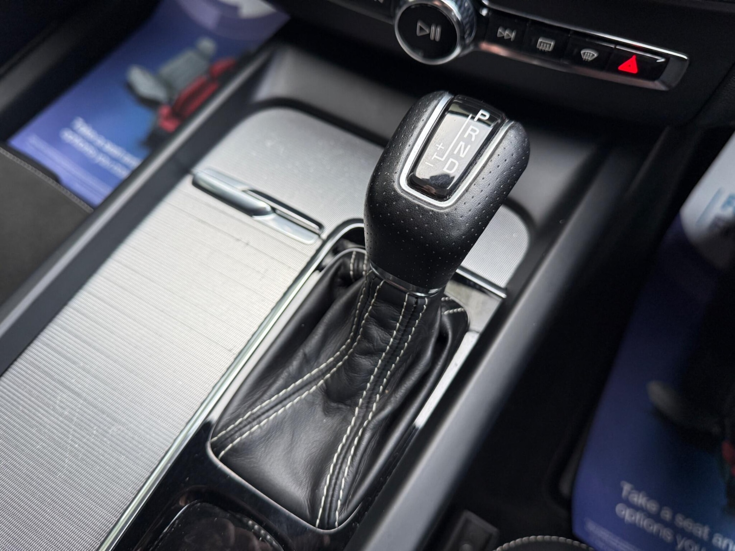 Used Volvo XC60 2017 for sale - 77497128: Photo 25