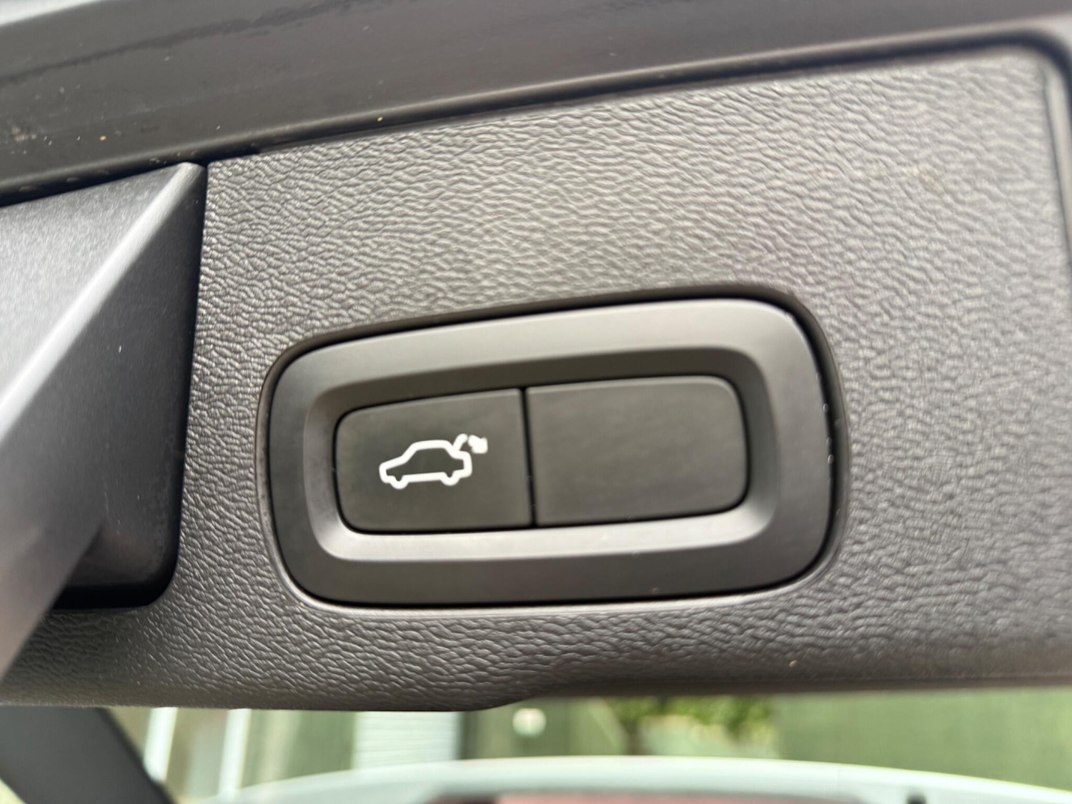 Used Volvo XC60 2017 for sale - 77497128: Photo 26