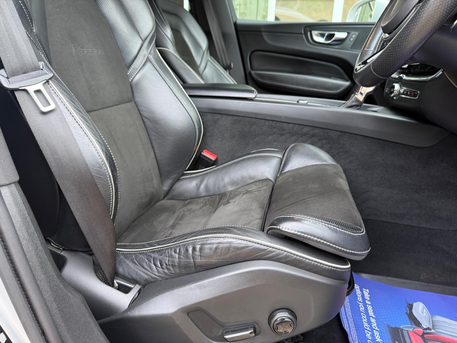 Used Volvo XC60 2017 for sale - 77497128: Photo 27