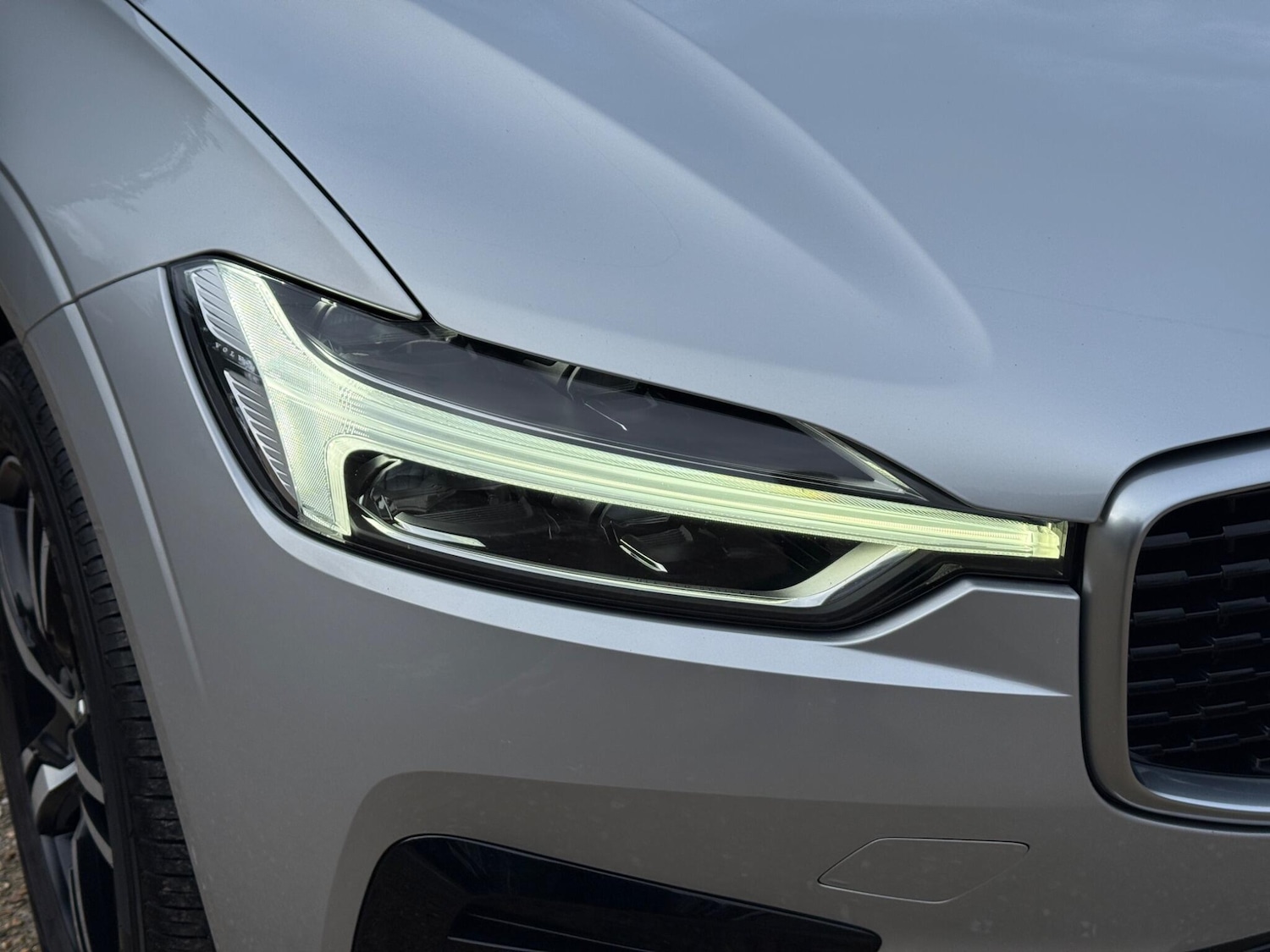 Used Volvo XC60 2017 for sale - 77497128: Photo 28