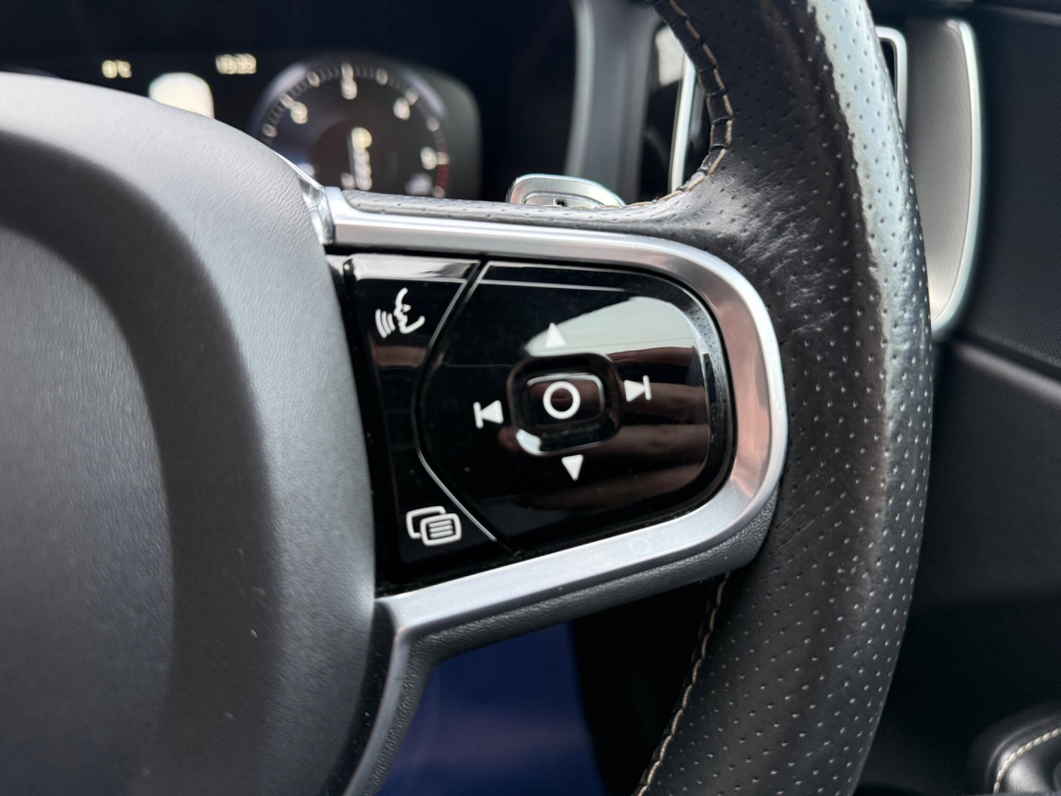 Used Volvo XC60 2017 for sale - 77497128: Photo 39