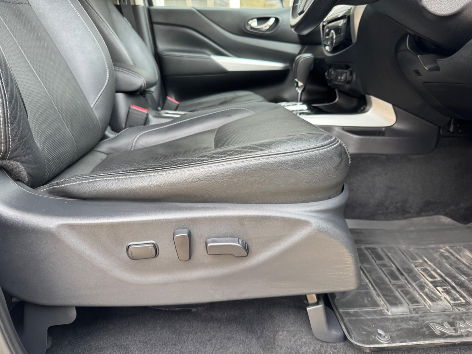 Used Nissan Navara 2018 for sale - 77993990: Photo 16