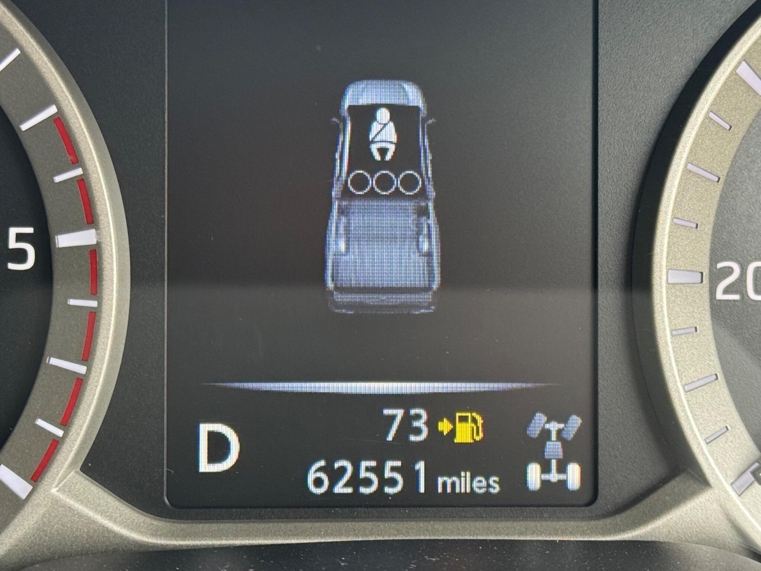 Used Nissan Navara 2018 for sale - 77993990: Photo 23