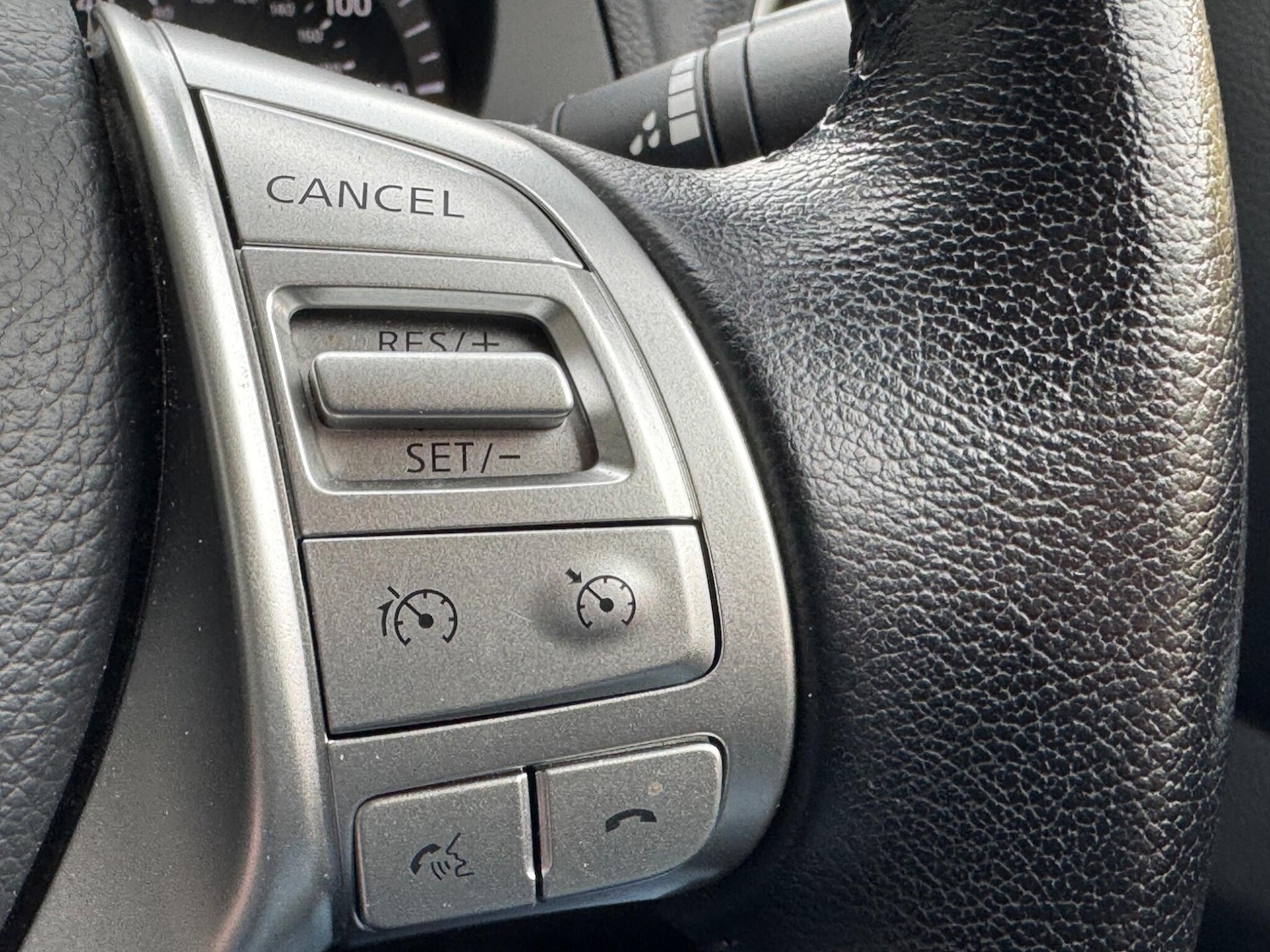 Used Nissan Navara 2018 for sale - 77993990: Photo 25