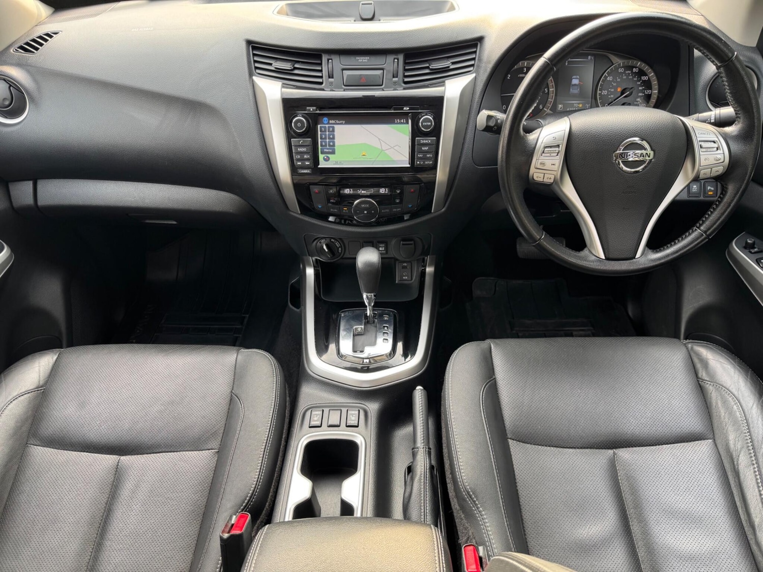 Used Nissan Navara 2018 for sale - 77993990: Photo 3