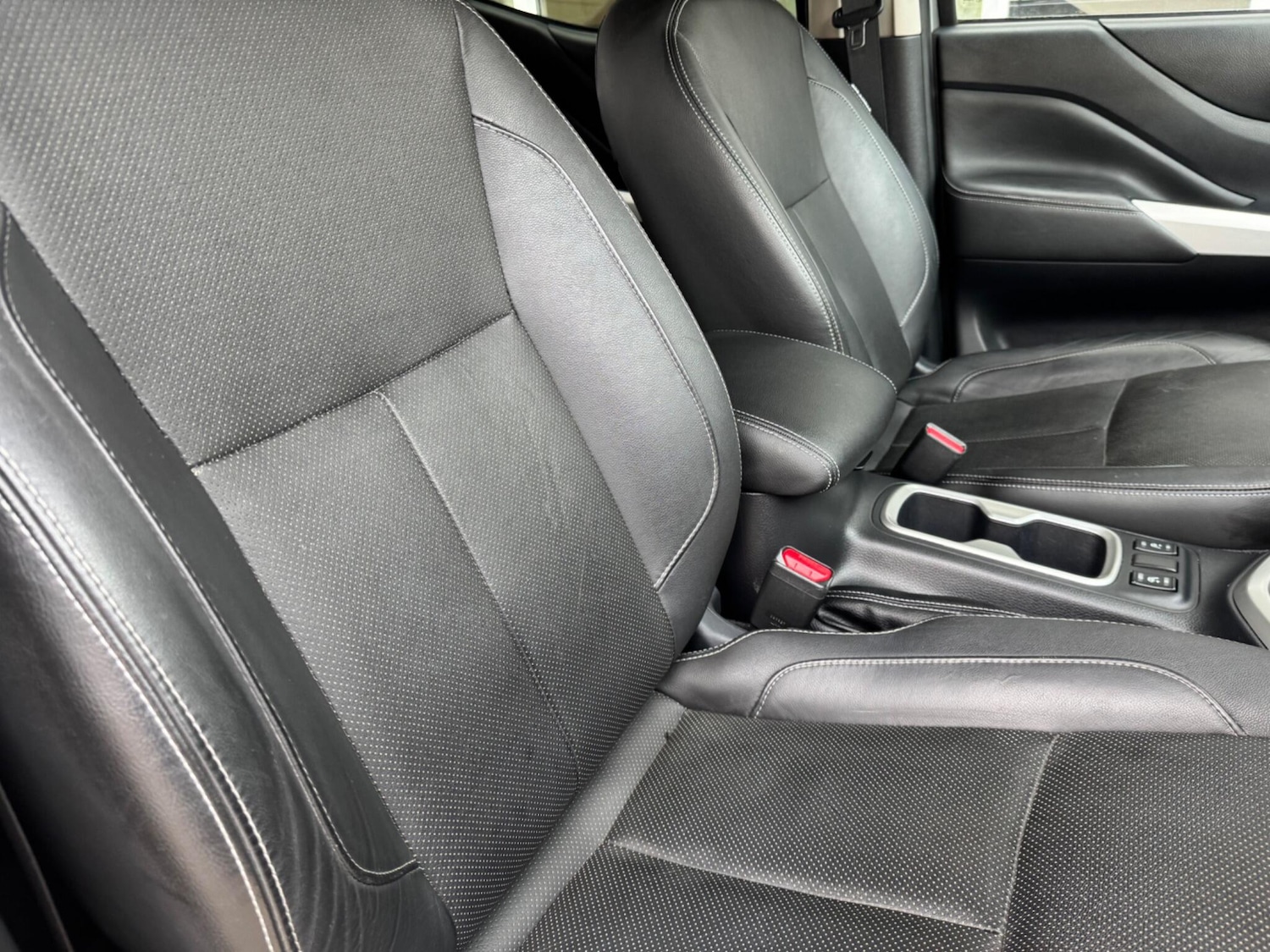 Used Nissan Navara 2018 for sale - 77993990: Photo 41