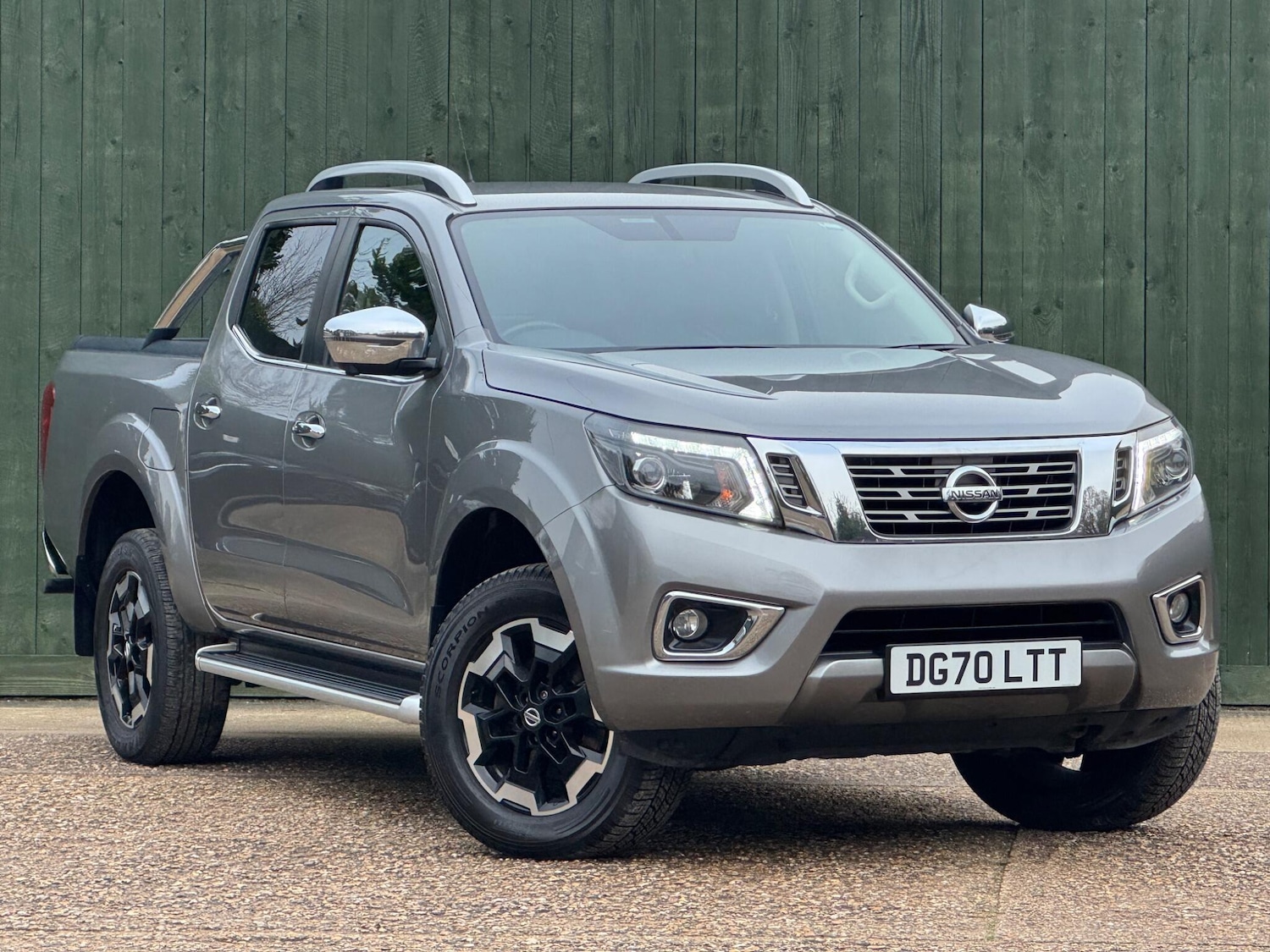 Used Nissan Navara 2020 for sale - 76832926: Photo 1