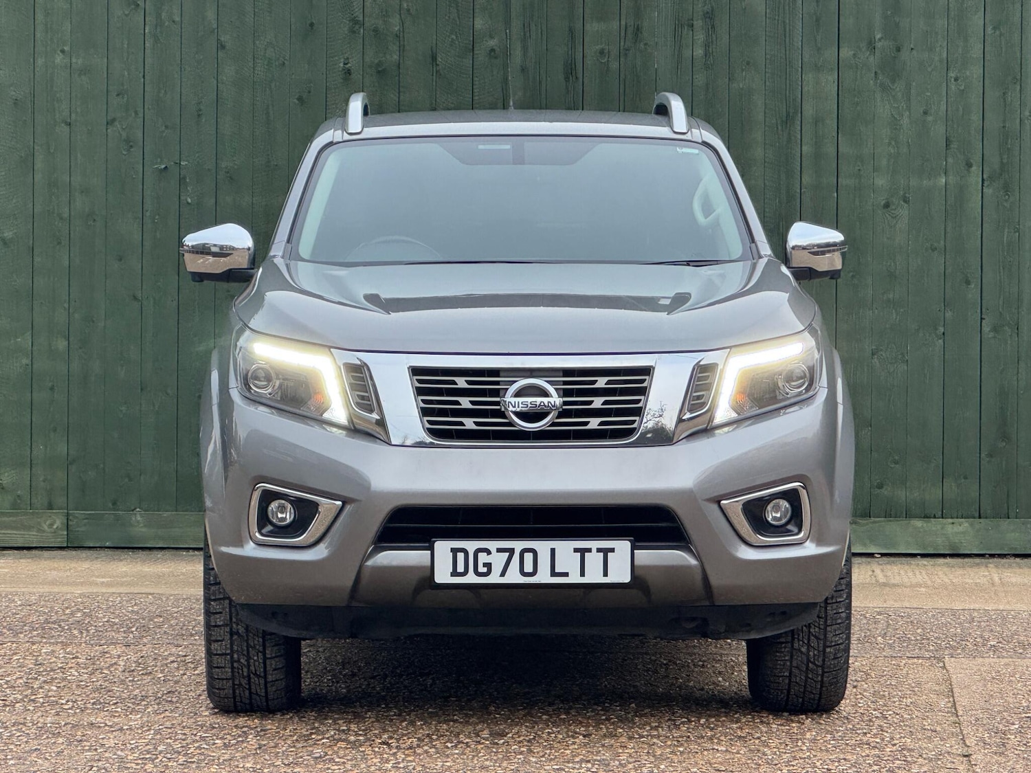Used Nissan Navara 2020 for sale - 76832926: Photo 9