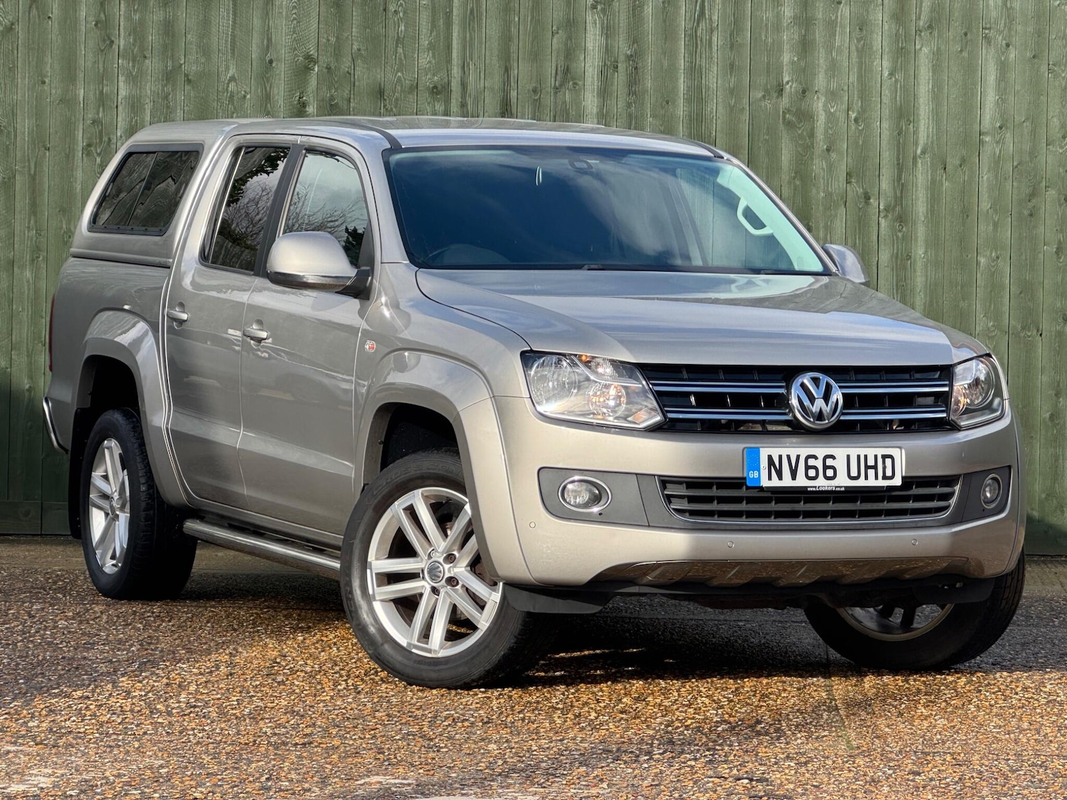 Used Volkswagen Amarok 2017 for sale - 77305187: Photo 1