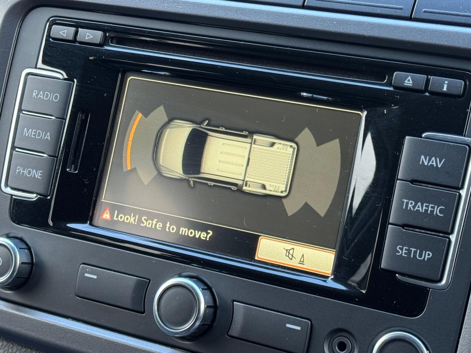 Used Volkswagen Amarok 2017 for sale - 77305187: Photo 13