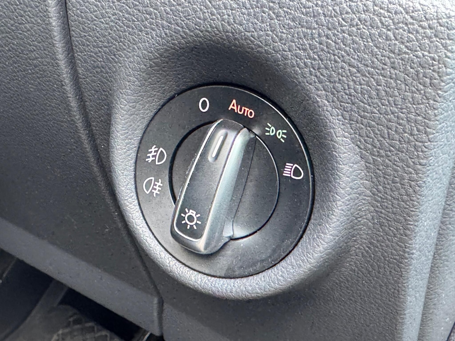 Used Volkswagen Amarok 2017 for sale - 77305187: Photo 20