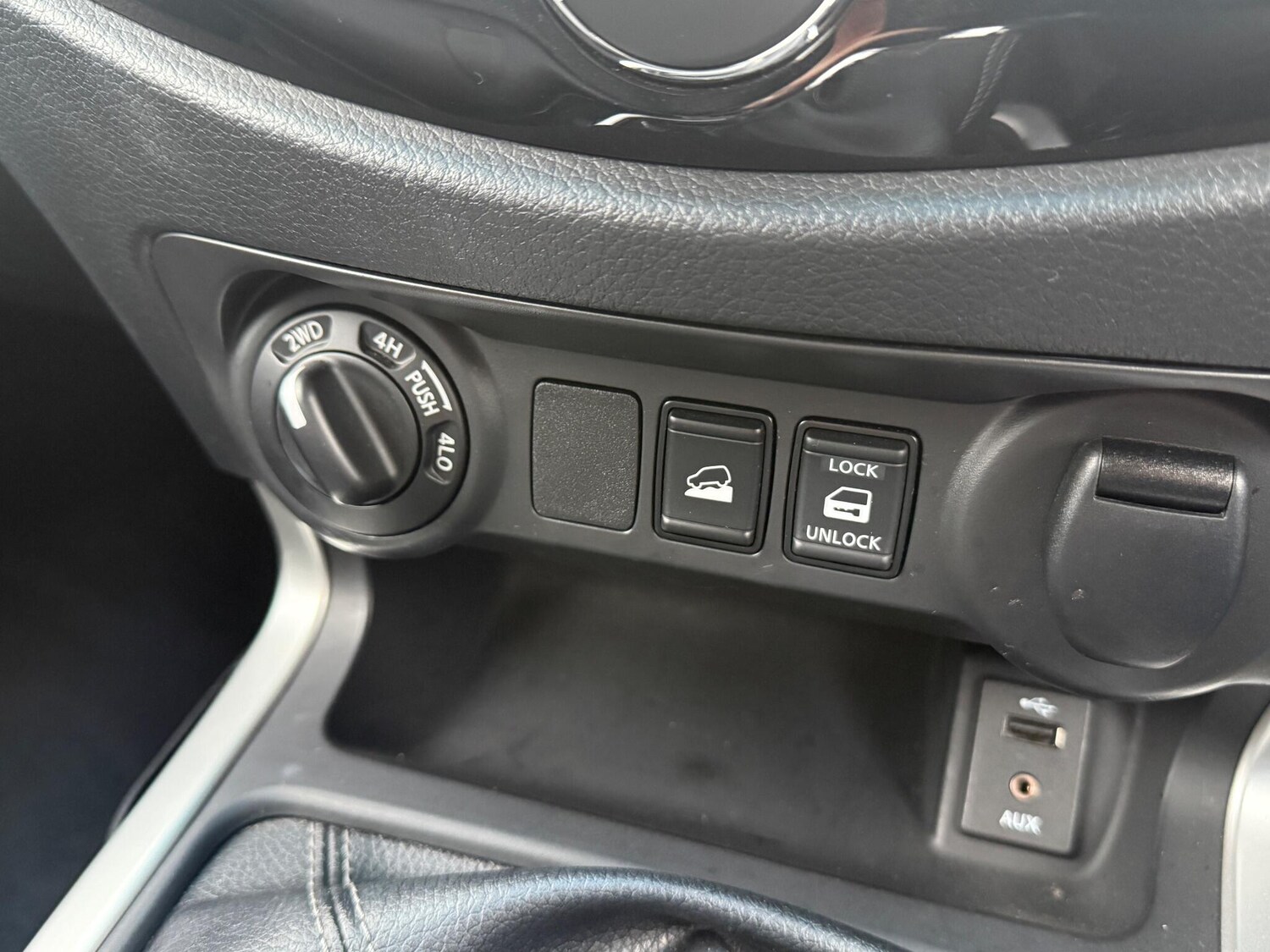 Used Nissan Navara 2018 for sale - 77191331: Photo 23