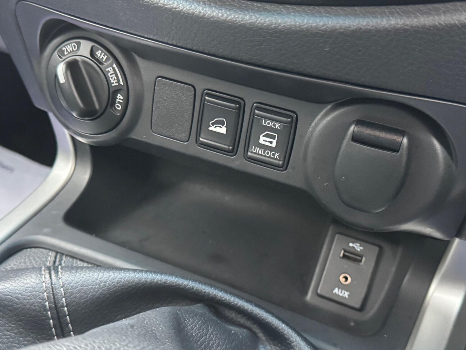 Used Nissan Navara 2018 for sale - 77191331: Photo 34