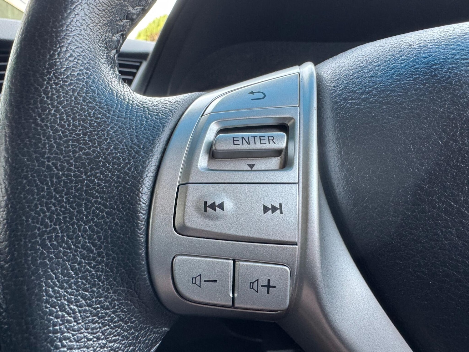 Used Nissan Navara 2016 for sale - 77970361: Photo 22