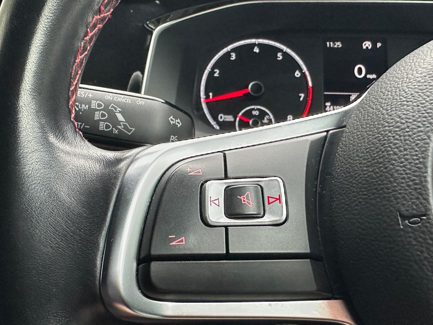 Used Volkswagen Polo 2021 for sale - 77039938: Photo 22