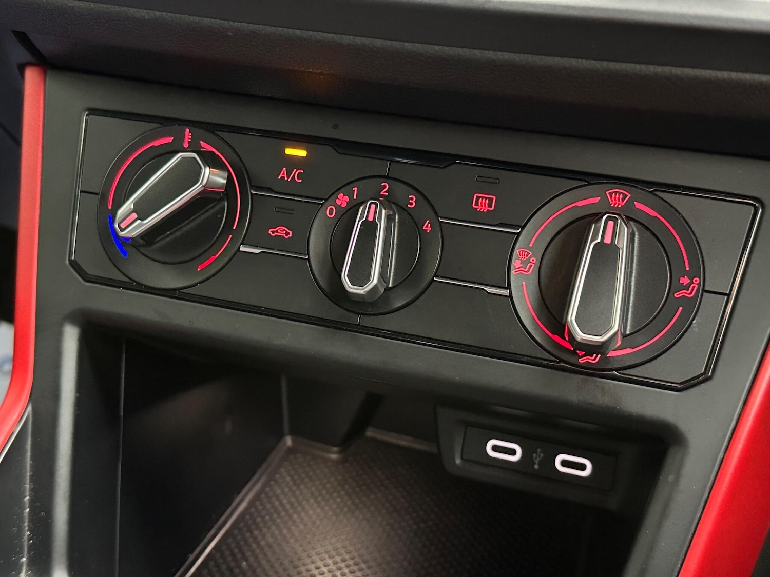 Used Volkswagen Polo 2021 for sale - 77039938: Photo 26